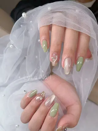 ネイル LU LU NailSalonのネイルデザイン