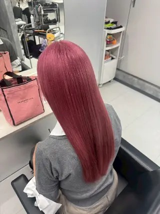 カラー ロング 地雷系🎀ハイトーン 💙荒川結星のヘアスタイル