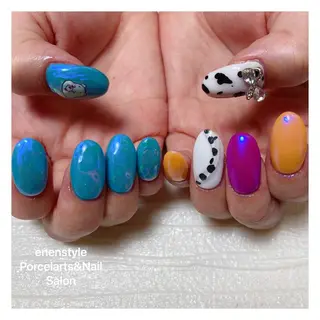 ミディアム ネイル 🐾enen style 🐾のネイルデザイン