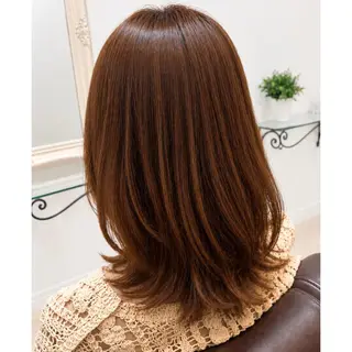 ミディアム 森光みやび / WILLOW京橋のヘアスタイル