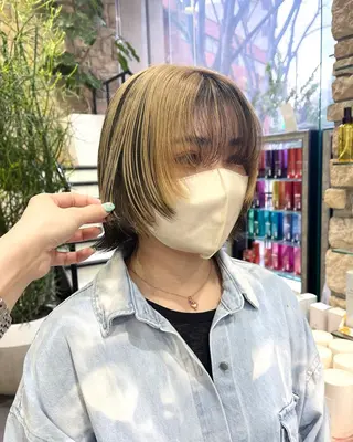 ショート カラー 海外girl🤎 透明感ベージュmaoのヘアスタイル