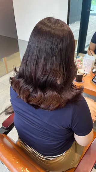 ミディアム カラー 大人girly🛋️ 🤍yukakoのヘアスタイル