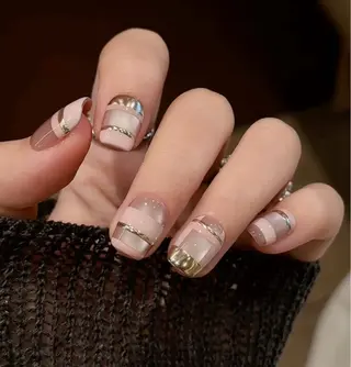 ネイル Lynn_ Nailのネイルデザイン