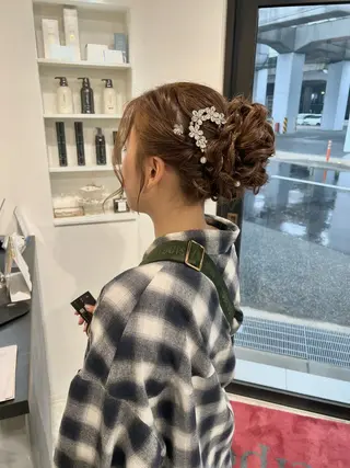 ロング ヘアアレンジ 黒阪 なみのヘアスタイル