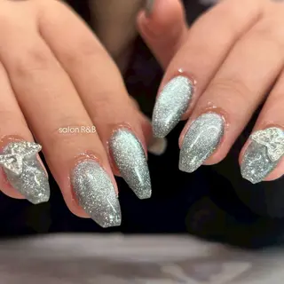 ネイル salon R&B Jr.ネイリストのネイルデザイン