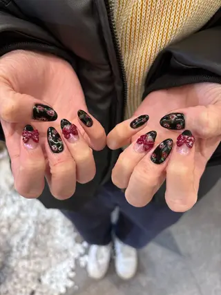 ネイル ∴Sanae. ∴ トータルビューティーのマツエク・マツパデザイン
