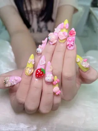 ネイル lucky nail 歌舞伎町のネイルデザイン