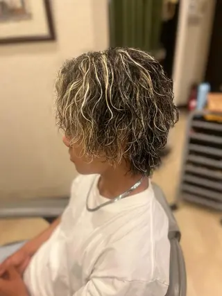 ショート カラー パーマ メンズ メンズサロン LiGKAITO🦖のヘアスタイル