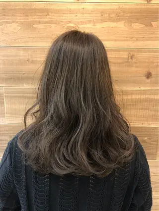 ロング KAYO カラー得意です^^のヘアスタイル
