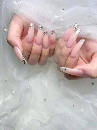 ネイル PEEKABOO 旧:momo京橋のネイルデザイン