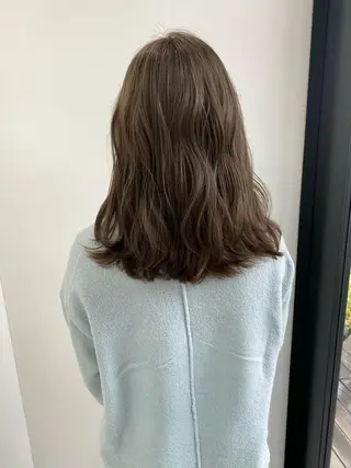 セミロング カラー ヒラノホナミ 🫧艶髪🫧髪質改善のヘアスタイル