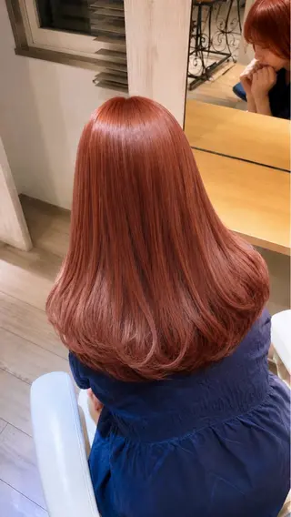カラー cie ヒナタのヘアスタイル