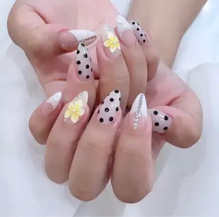 ネイル emu sakiのネイルデザイン