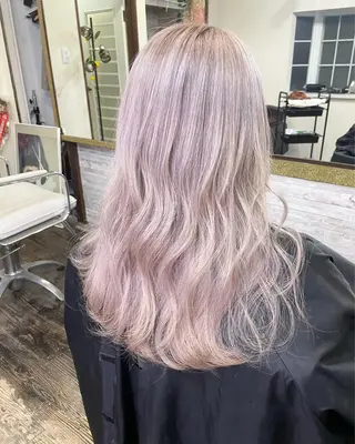 カラー 渡辺 健太のヘアスタイル