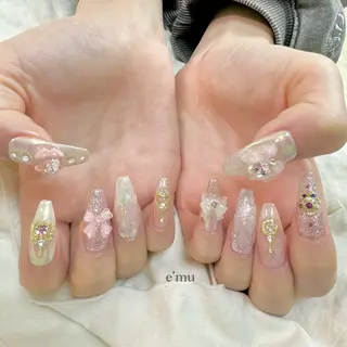 ネイル nail salon e'mu💐のネイルデザイン