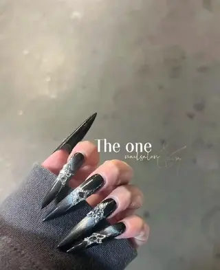 ネイル Theone栄店 伊藤のネイルデザイン