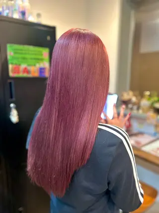 カラー 上田 愛來のヘアスタイル