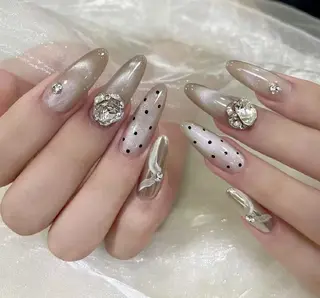 ネイル Pure&Rich Nailのネイルデザイン