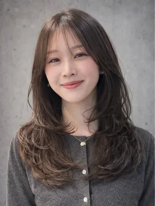 ロング 恵比寿韓国レイヤー× 艶透明感カラー大場のヘアスタイル