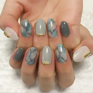 ネイル ARTEMIS 根本のネイルデザイン