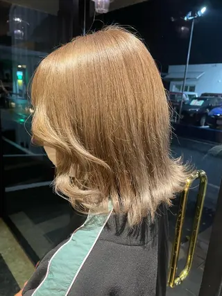 ミディアム カラー 田中 沙織のヘアスタイル