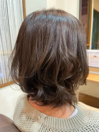 ミディアム nowhere ノーウェアのヘアスタイル