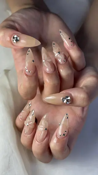 ネイル うにゃねいる🌷 Mayaのネイルデザイン