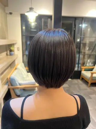 カラー momo /鍛冶屋町のヘアスタイル