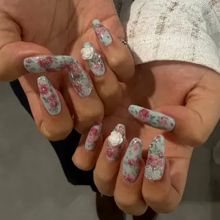 ネイル 💖𝓜𝓲𝓸 10月予約受付中💖のネイルデザイン