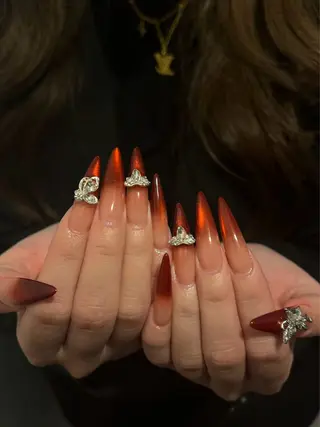 ネイル Luna Gladeのネイルデザイン
