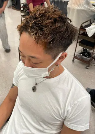 パーマ メンズ 京都河原町 メンズパーマ助川龍哉のヘアスタイル