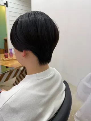 ショート もろ/ショート/ 透明感カラーのヘアスタイル