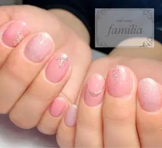 ネイル -nailroom- familiaのネイルデザイン