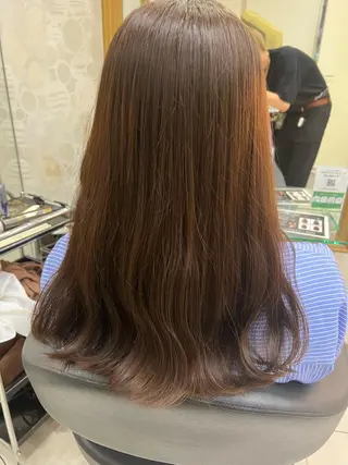 カラー レイヤーカット 小飯田　武斗のヘアスタイル