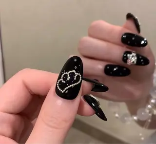 ネイル WO MIAO💎のネイルデザイン
