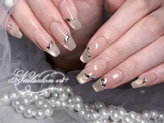 ネイル ✨Nailsalon Vi+✨のネイルデザイン