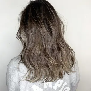 セミロング カラー 💛カラー大人気💛 c i a t eのヘアスタイル
