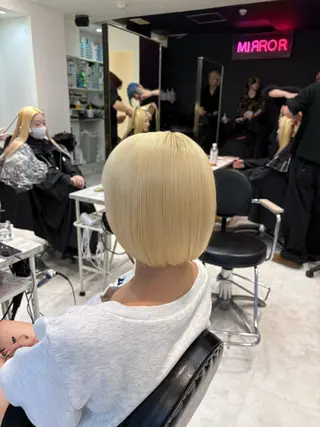 ミディアム カラー 色落ち綺麗🩰ハイ トーン🎀RINKAのヘアスタイル