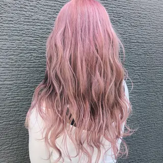 ロング カラー Rina  のヘアスタイル