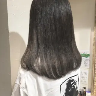 セミロング カラー ヘアアレンジ 柔らか垢抜けｶﾗｰと ｶｯﾄ🫧ASUKAのヘアスタイル
