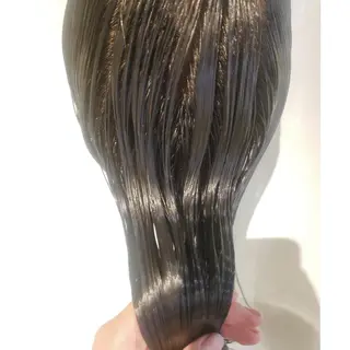 ミディアム カラー Koharu 髪質改善カラーのヘアスタイル