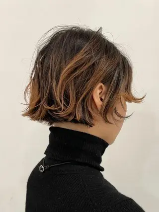 ミディアム カラー FILMS/sari /似合わせカットのヘアスタイル