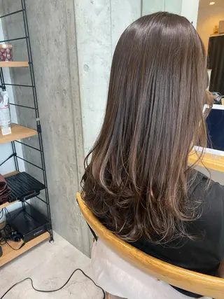 セミロング カラー 似合う髪型見つけます AYAKAのヘアスタイル
