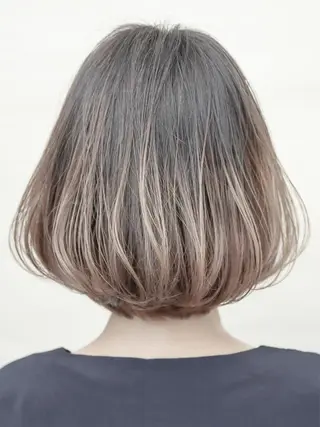 ショート カラー THE USUAL ユージュアルのヘアスタイル
