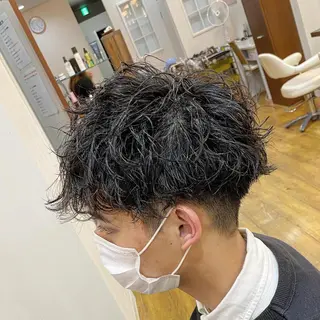 ショート パーマ メンズ 原田 涼矢のヘアスタイル