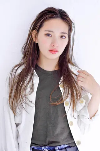 ロング 中田 敏明のヘアスタイル