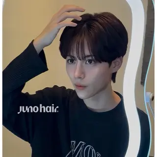 メンズ 韓国レイヤー🪽 無重力パーマナツキのヘアスタイル