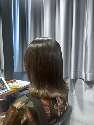 ミディアム plune 村松のヘアスタイル