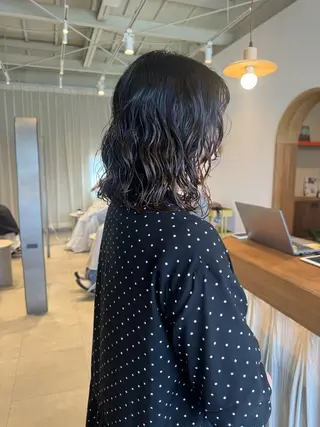 ミディアム カラー パーマ Takumi/ mukuのヘアスタイル