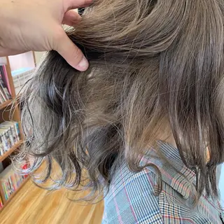 ミディアム 柔らかな縮毛矯正 透明感カラー💫のヘアスタイル